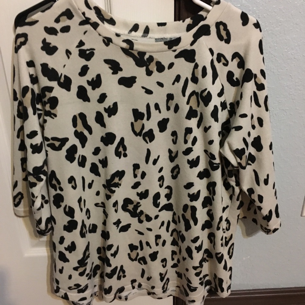 Leopard print sweater